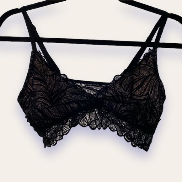 SOLD - Lace Bralette - Picture 2 of 6